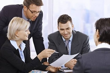 何处诉讼可解决欠款不还问题？